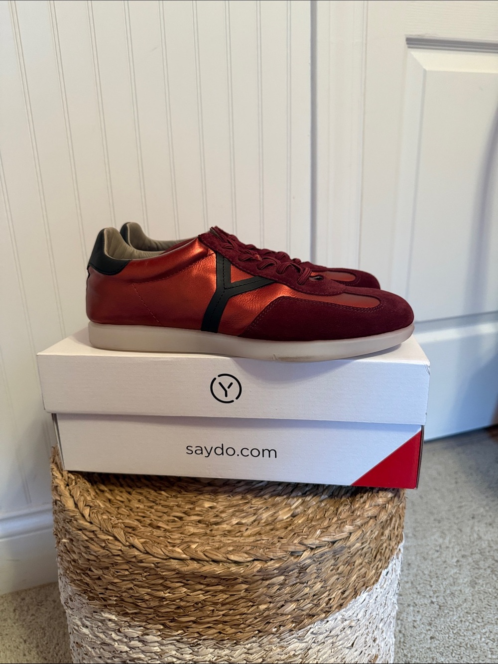 Women’s Saydo Zelk Burgundy Leather & Suede Casual Sneakers